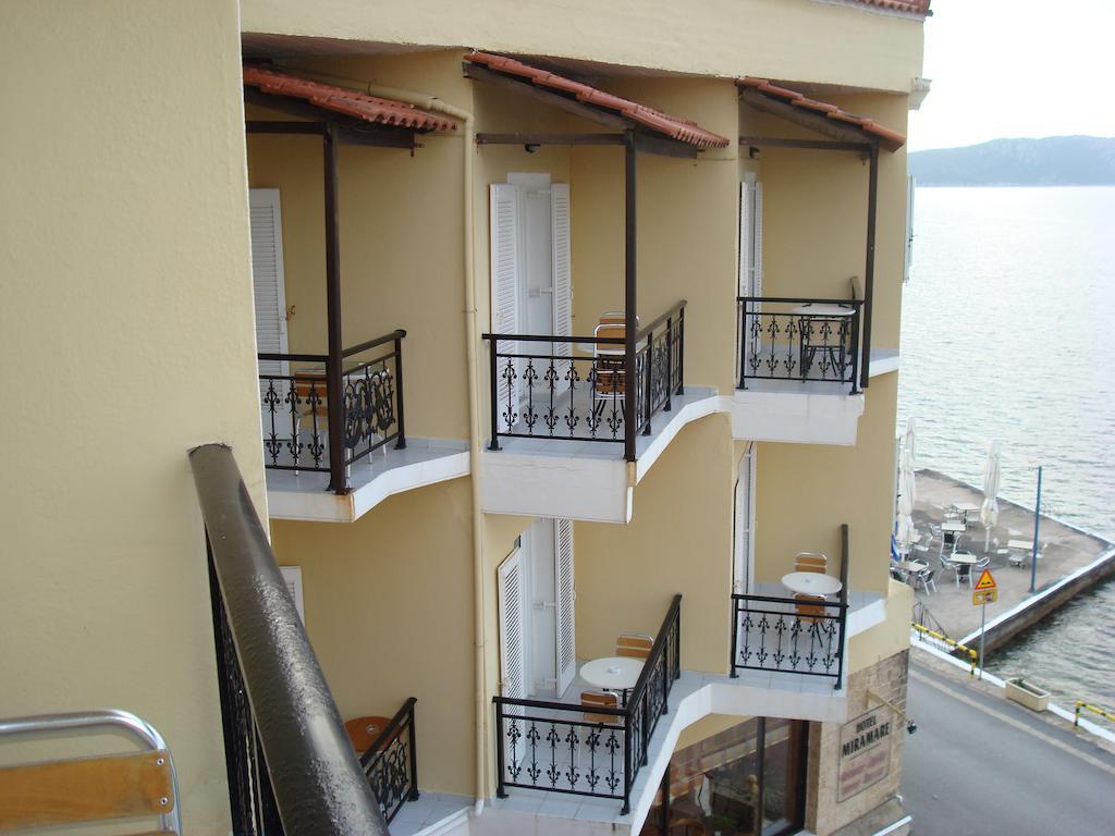 Hotel Miramare Pylos Exterior foto